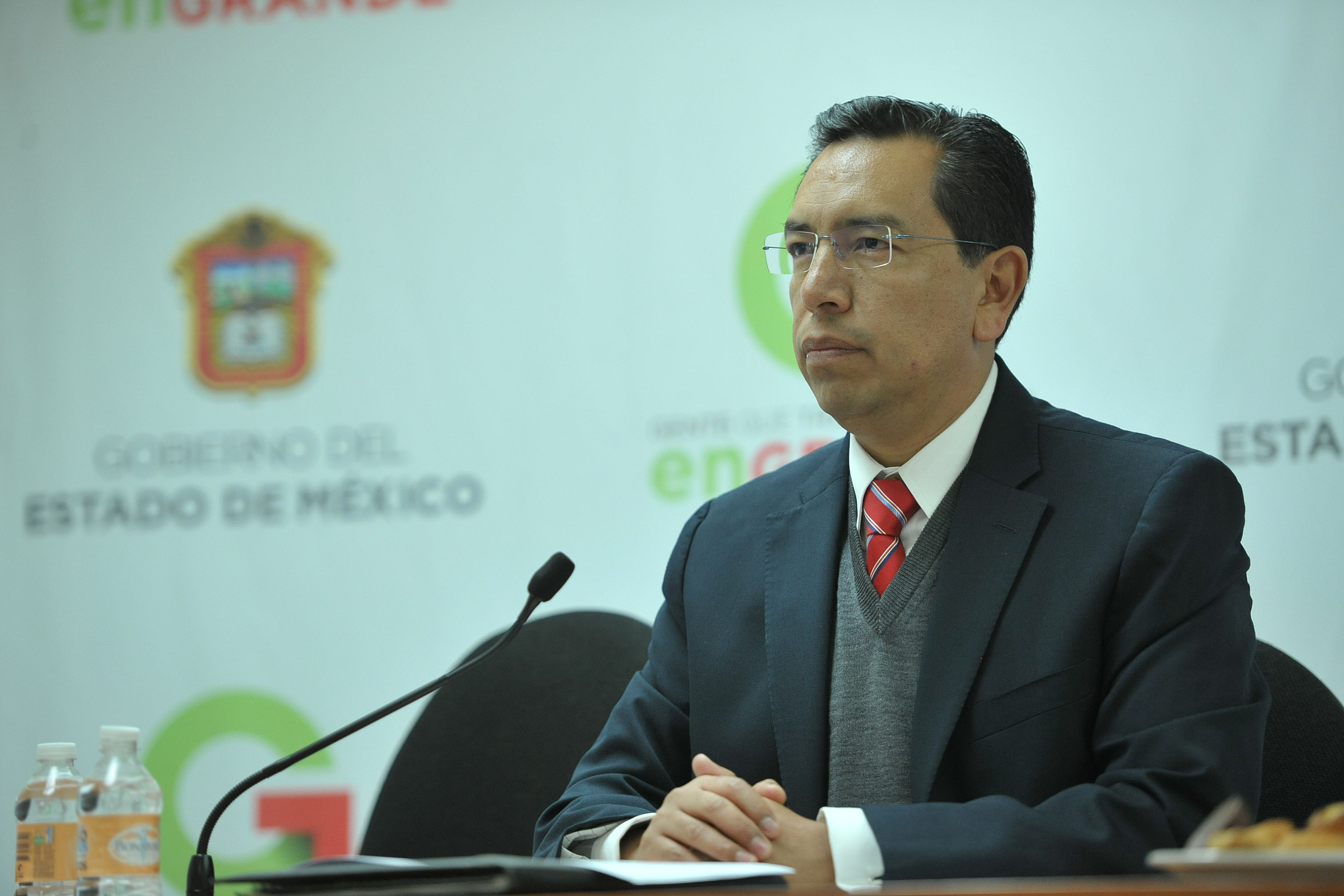 Indalecio Ríos. Justificaciones y explicaciones.