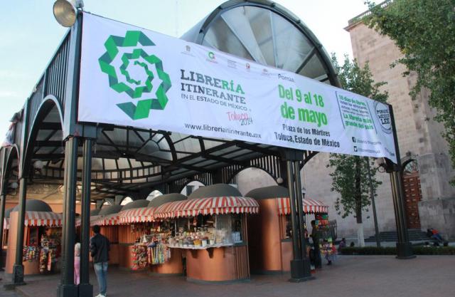 Librería Itinerante. Inicia actividades.