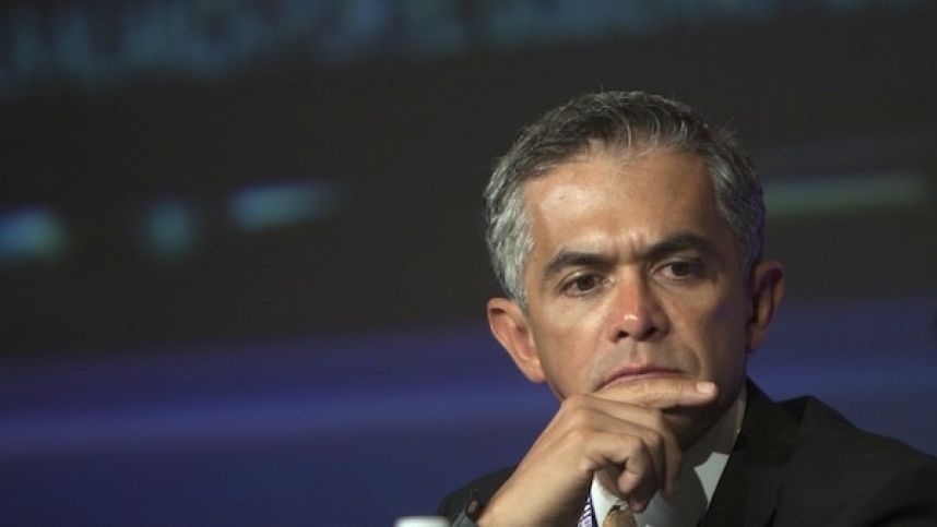 Miguel Ángel Mancera. Busca opciones.