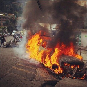 Patrullas incendiadas. Jilotzingo.