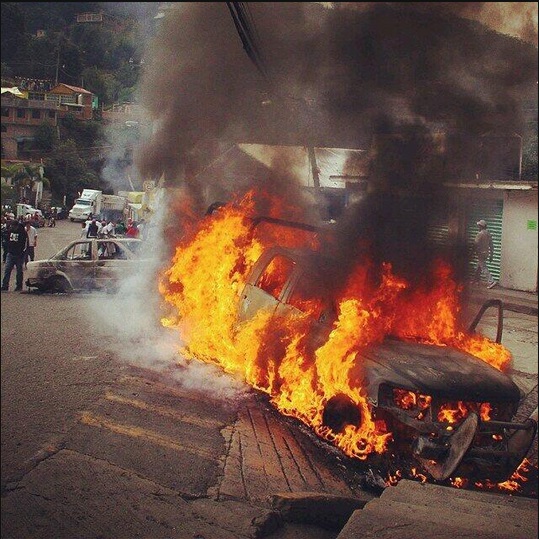 Patrullas incendiadas. Jilotzingo.