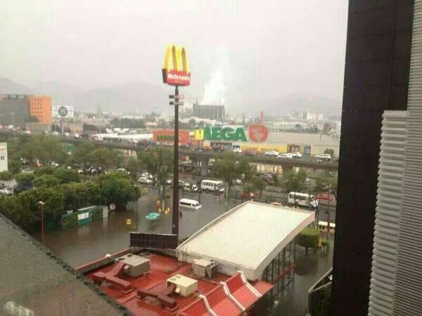 Valle Dorado. Inundación.