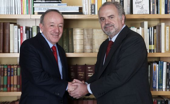Roberto Alcántara y sus alianzas. Foto: El País.