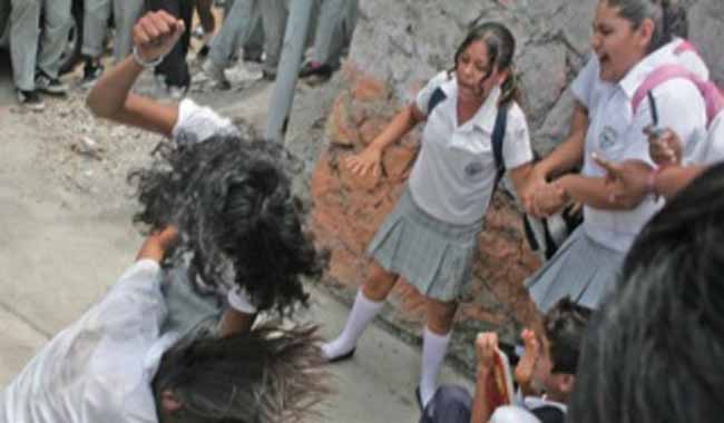 Bullying escolar. Menor víctima.