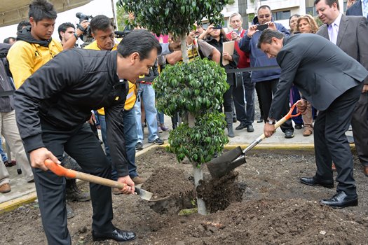 Juan Zepeda y Jesús Valencia. Rescate.