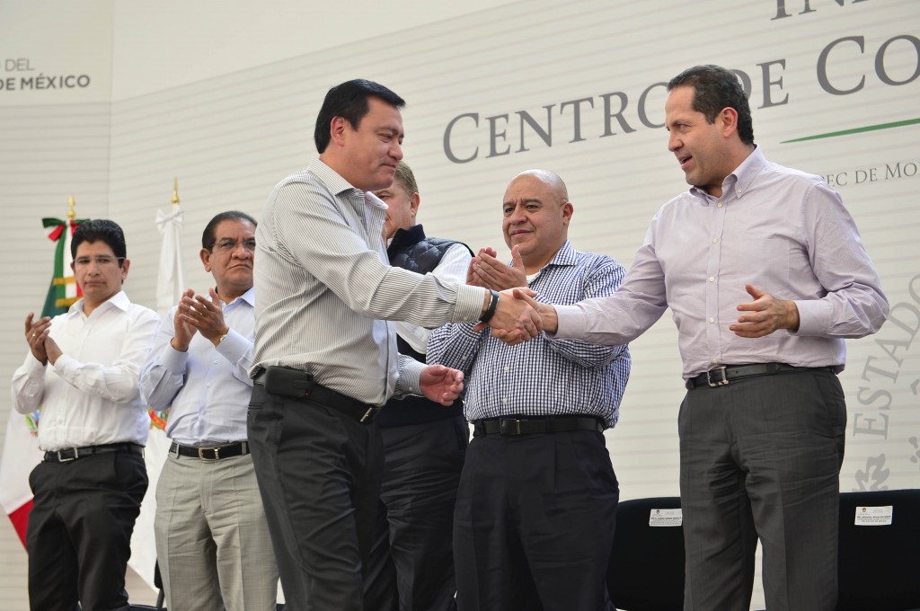 Eruviel Ávila y Osorio Chong. Certificación policíaca.