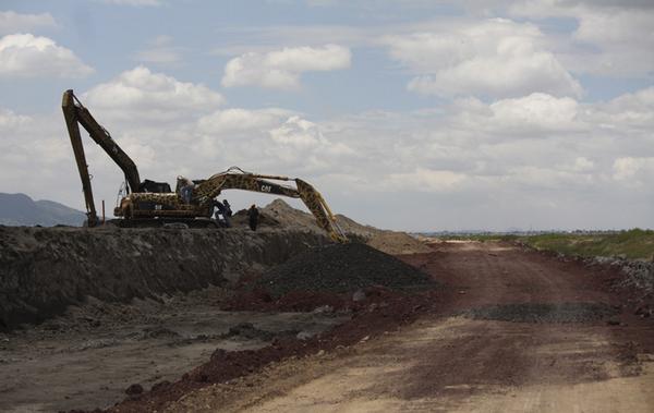 Zafarrancho en Atenco. Disputa sindical.