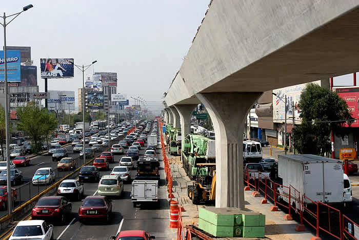 Obras en periférico. Caos vial.