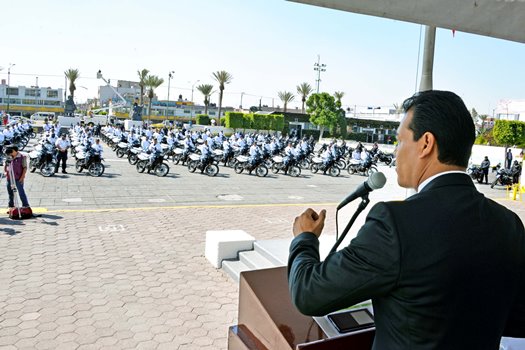 Entrega de motopatrullas. Seguridad en Neza.