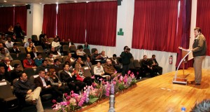 Curso de candidatos independientes con órganos electorales (Foto : IEEM)