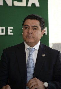Si no es la candidatura a la presidencia nada, advierte Tony Rgz. (Foto:Agencia MVT)