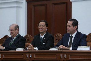 Jorge Olvera y Eruviel Ávila. Segundo informe del rector. Foto Especial.