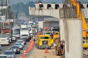 Obras en carretera. Foto: Agencia MVT