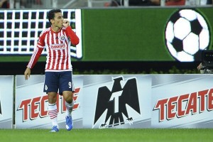 Omar Bravo. Gol en solitario.