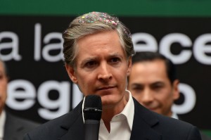 SE REGISTRA ALFREDO DEL MAZO MAZA COMO PRECANDIDATO DEL PRI A LA GUBERNATURA